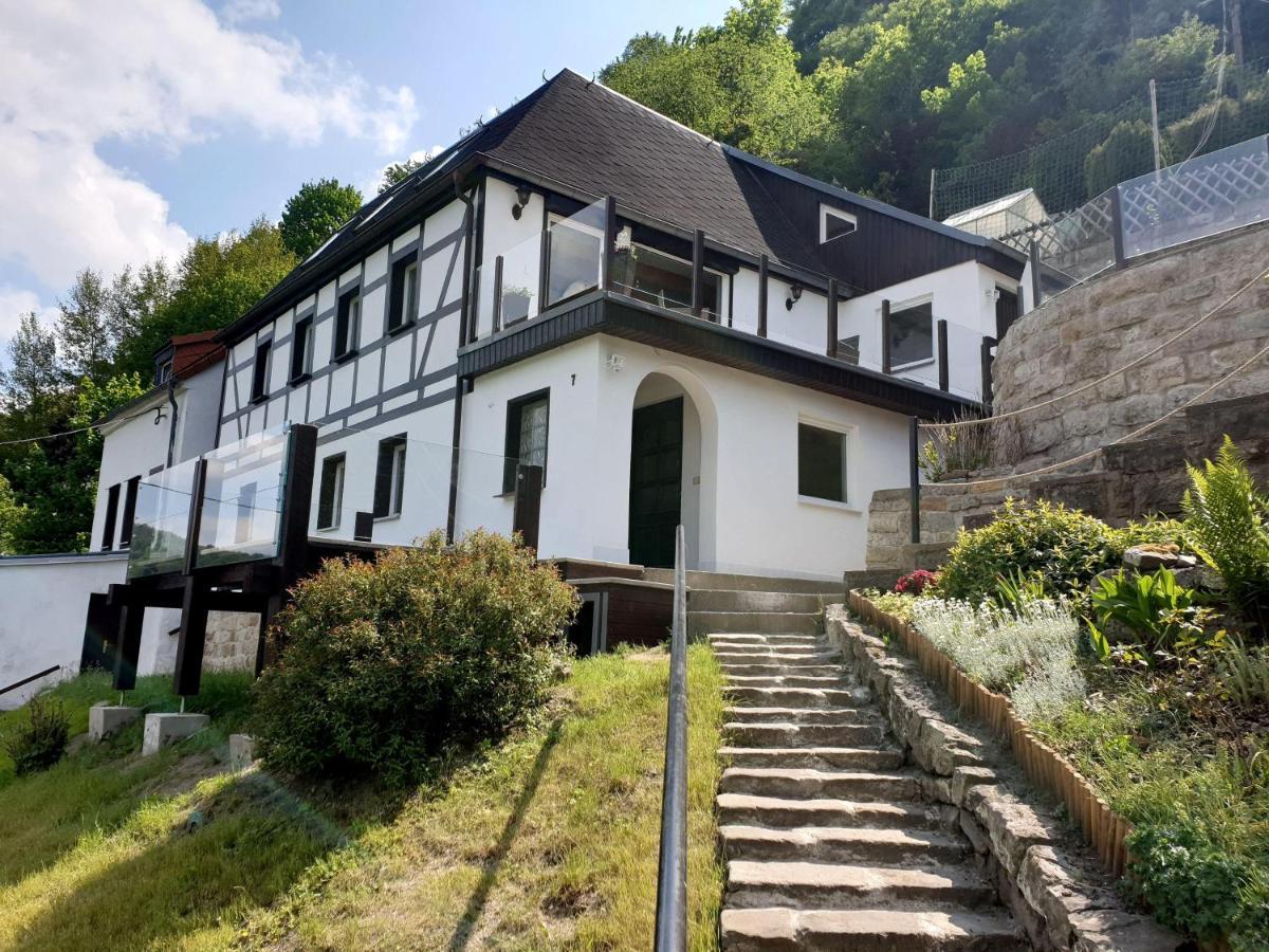 Saechsische-Schweiz-Ferienhaus-Wohnung-2-Mit-Hervorragendem-Panoramablick-Ueber-Das-Elbtal Königstein an der Elbe Zewnętrze zdjęcie